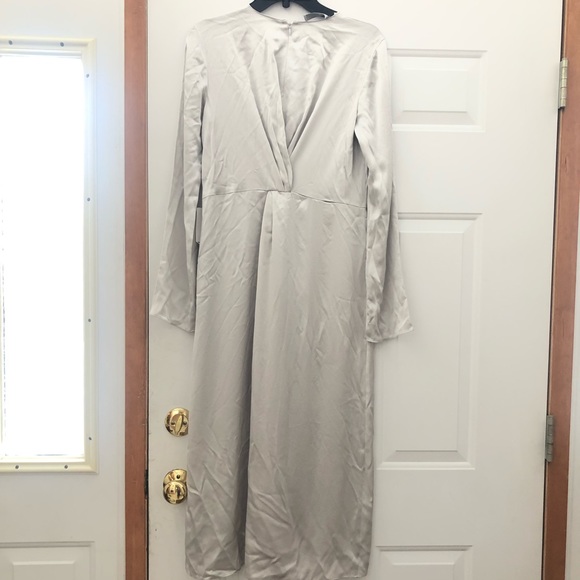 $475 Vince twist front silk midi dress - Picture 7 of 9